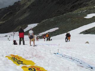 2011-06-12 12:06:10