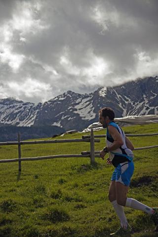 2011-06-12 09:44:41
