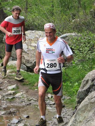 2011-06-12 12:06:33