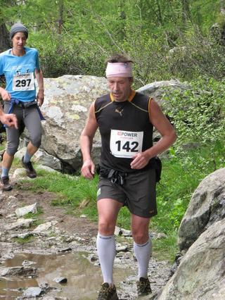 2011-06-12 12:06:39