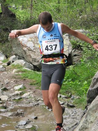 2011-06-12 12:09:18