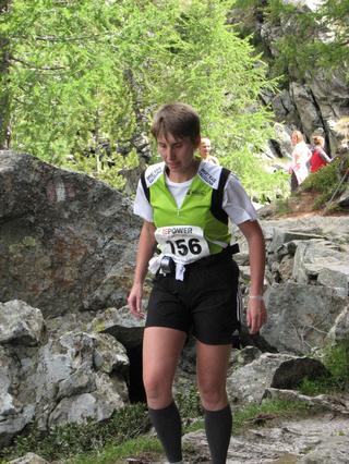 2011-06-12 12:33:38