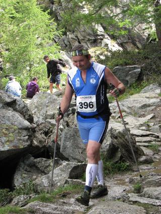 2011-06-12 12:33:45